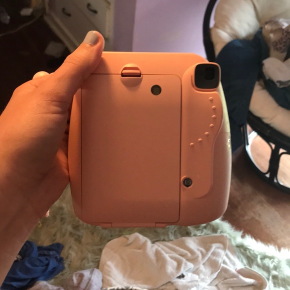 Polaroid camera - Picture 2 of 2